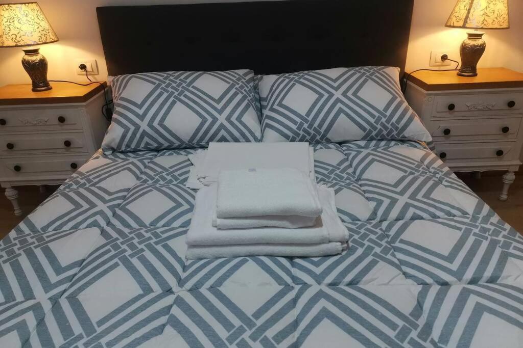 Apartamento Lalin Centro Ll Eksteriør billede